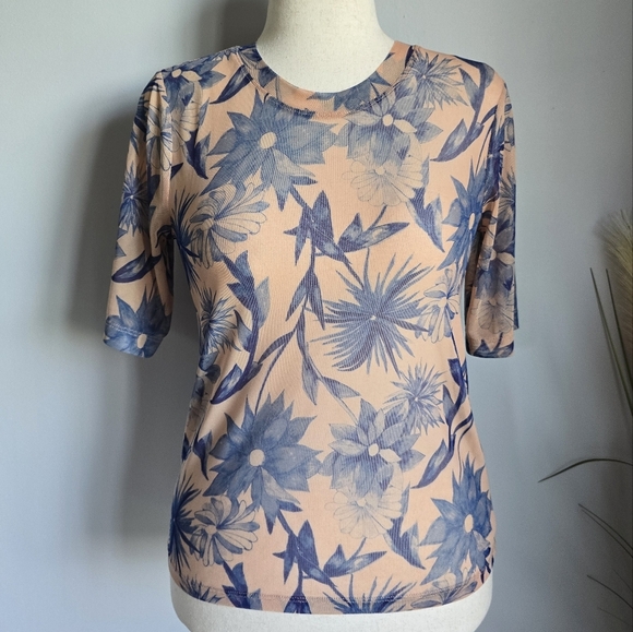 Anthropologie, New, Porridge Mesh Blue Floral Half Sleeve Top, Size Medium - Picture 3 of 12